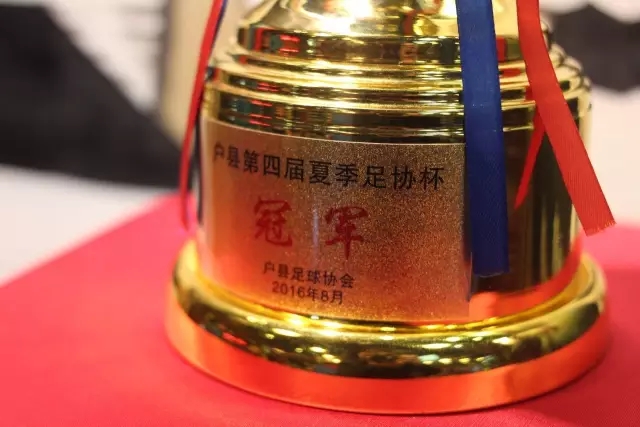 热身赛：中国男篮逆转塞尔维亚FMP开门红 王俊杰18+14徐昕10分4帽